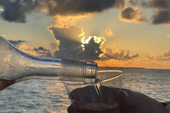 2-Hour Sunset Sailing With Wine In Stock Island - Key Highlights at a Glance