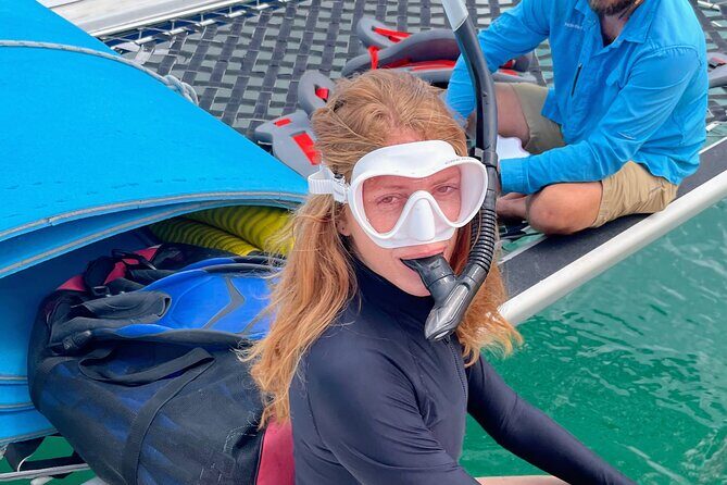 Kayak + Guided Snorkel & Morning Sail hosted by Honest Eco - Snorkel stop at Sand Key Reef: how the guide makes it work