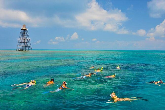 Key West Afternoon Snorkel Sail with Unlimited Cocktails! - Where to meet at 205 Elizabeth St (and how to not miss departure)