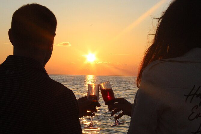 Key West Cocktail Cruise Adults Only Sunset Cruise with Open Bar - Meeting Point and the Sunset-Time Schedule