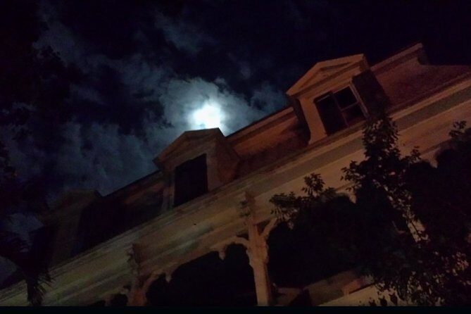 Key West Ghost and Mysteries Guided Tour - Price and value: is $33 a good deal for a 1.5-hour night walk?