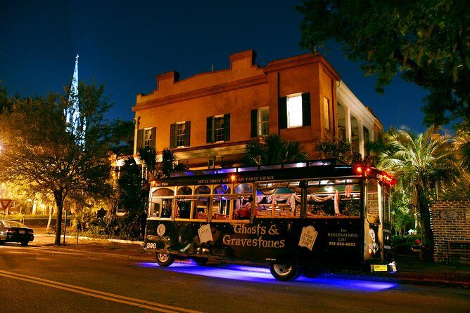 Key West Ghosts and Gravestones Trolley Tour - Front Street check-in and the timing that matters