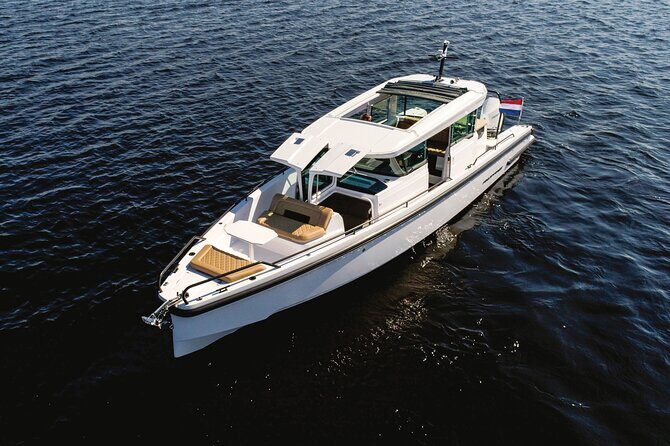 Key West Private Luxury Charter Rental: Boat Tour with Captain - Sandbar time and sunset cruising: when comfort matters most