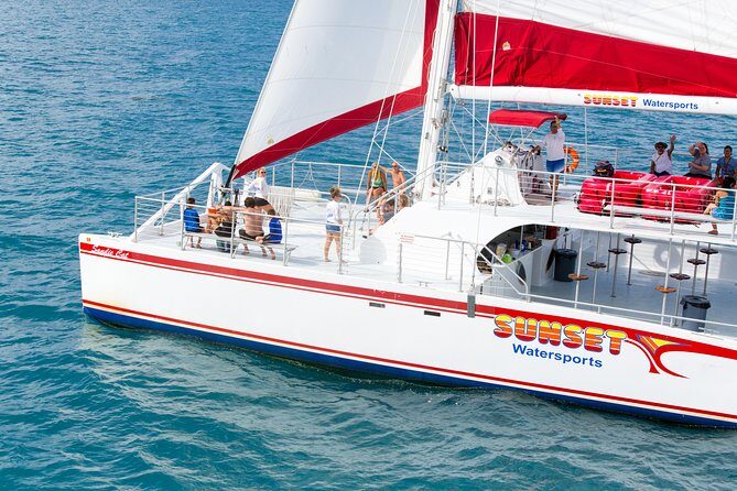 Key West Signature Sunset Sail with Live Music, Open Bar & Food - Live Music on the Catamaran: Fun, Volume, and Flavor