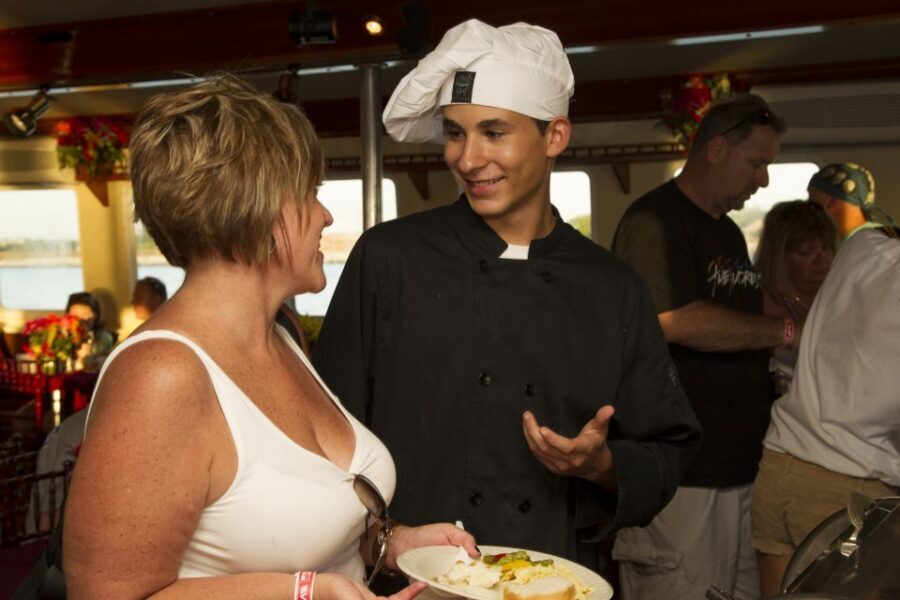 Key West: Sunset Dinner Cruise with Open Bar & Live Music - Key Highlights You’ll Care About