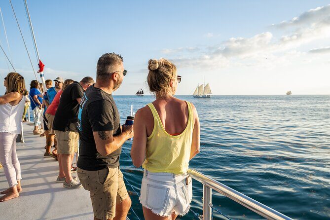 Key West Sunset Sail with Open Bar, Live Music and Hors D'oeuvres - The Included Bar and Hors d’oeuvres: What You’re Really Paying For