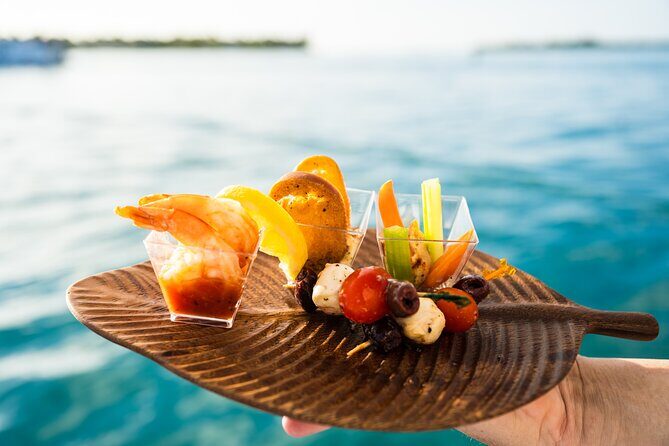 Key West Sunset Sail with Open Bar, Live Music and Hors D'oeuvres - Your Route: Mallory Square, Fort Zachary Taylor, and Sunset Key Moments