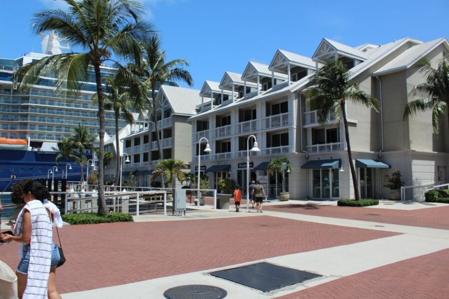 Miami: Key West Boat Tour w/ Optional Snorkeling & Open Bar - Price and value: is $18 per person actually a deal?