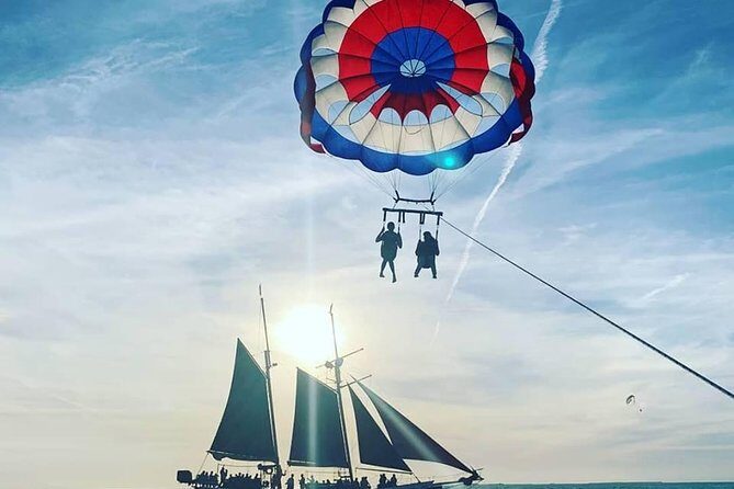 Parasailing over the Historic Key West Seaport - Getting to the dock: Sunset Watersports at 201 William St
