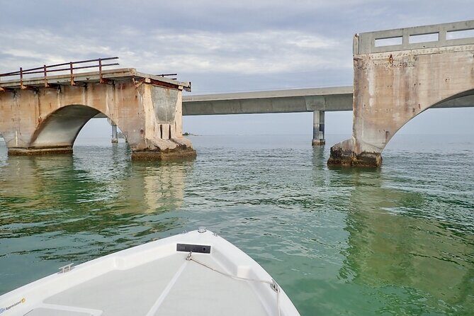 Private Boat Tour of Flagler's Famous Bridges from Big Pine Key - Stop 2: Seven Mile Bridge From Both Gulf and Ocean Sides