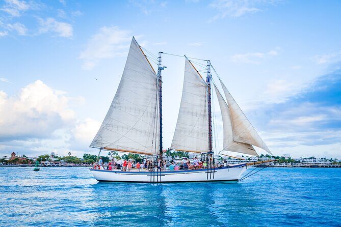 Schooner Appledore Day Sail with Full Bar in Key West - Your 2-hour Appledore ride: calm cruising or a little spray